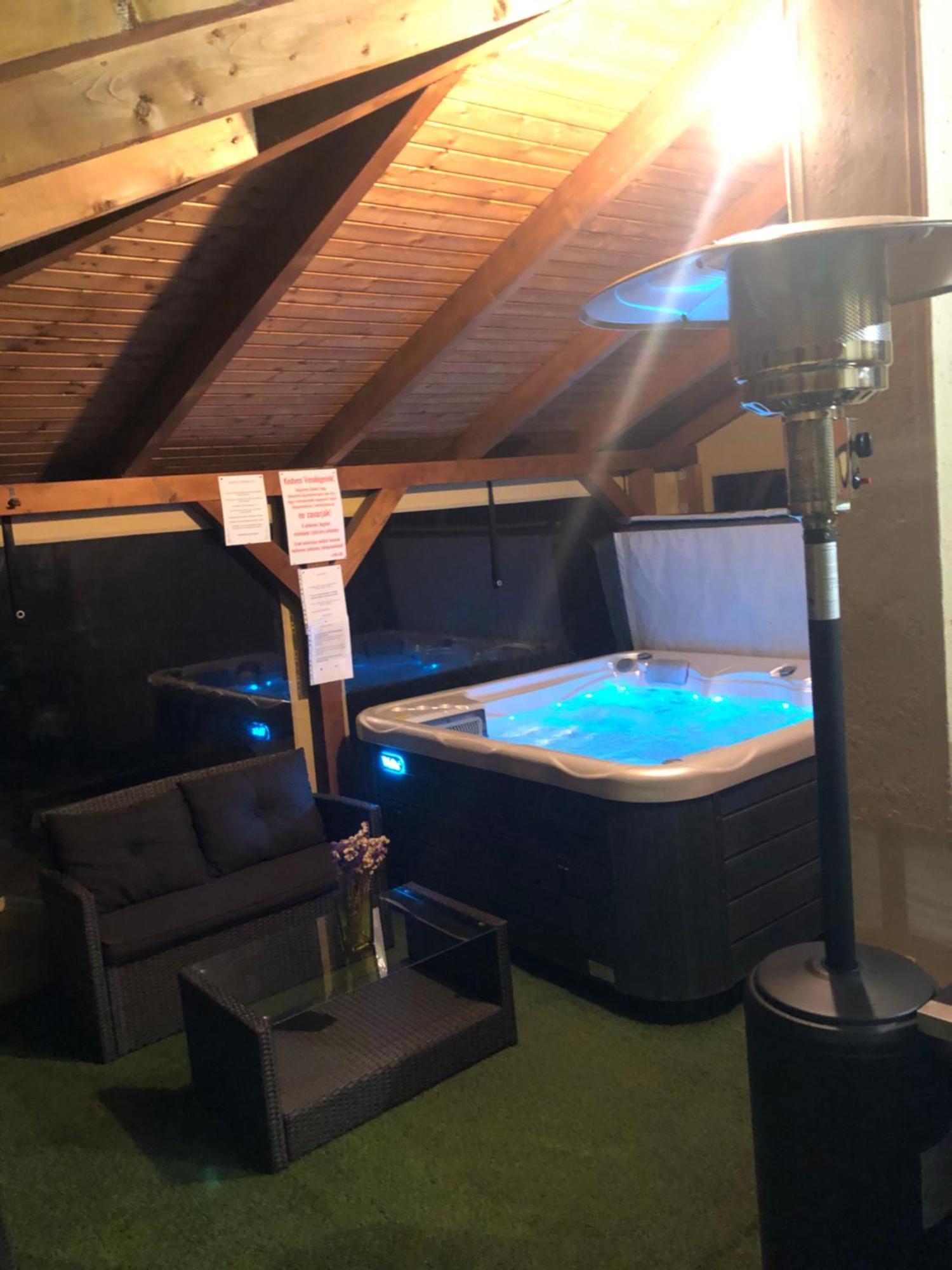 A-Bb-Lak Apartment Hajduszoboszlo Luaran gambar